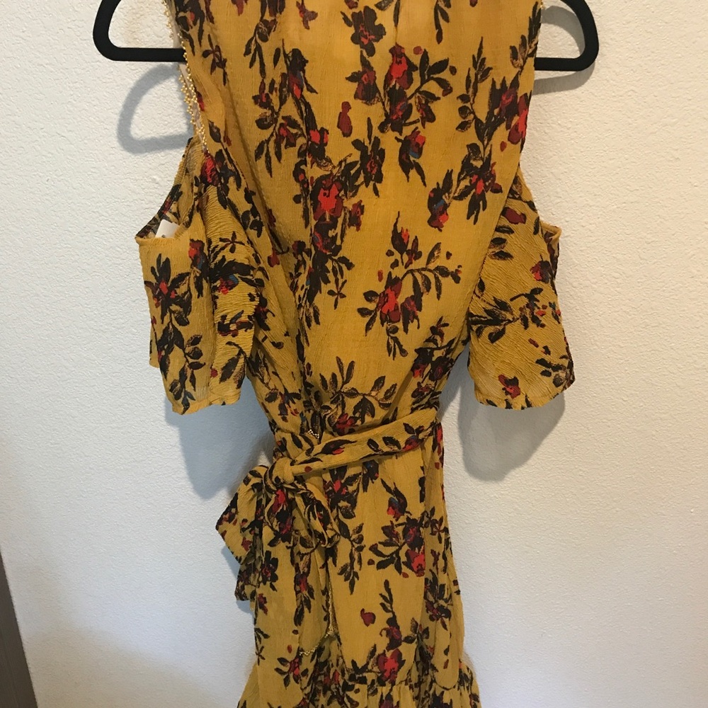NWT Foxiedox Yellow Wrap Dress Extra Large XL - Picture 8 of 8